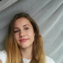 
                Viktorie Hudečková
            